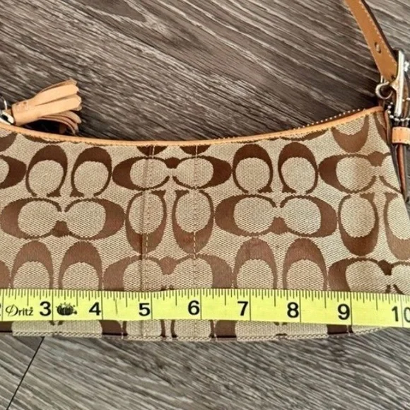 Coach Signature Model 6371 y2k Shoulder Bag - Picture 8 of 8